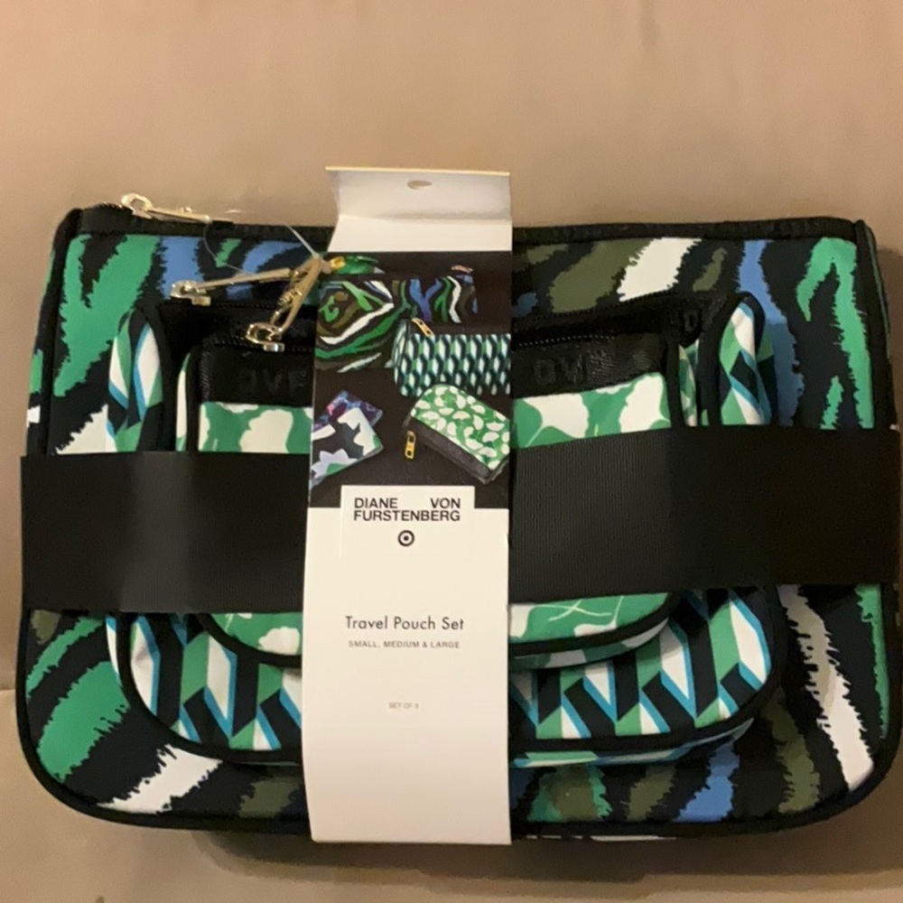 NWT DVF Diane Von Furstenberg Target collab 3 piece travel pouch set black - Picture 2 of 7